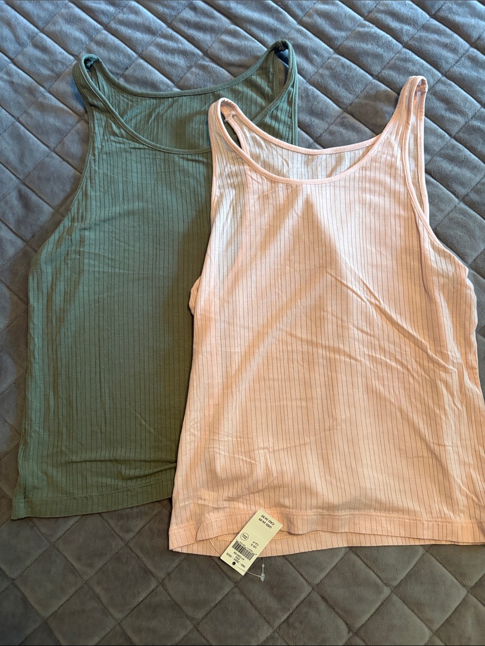 Aerie super chill Everyday Ribbed Tank Top - Pink and Olive